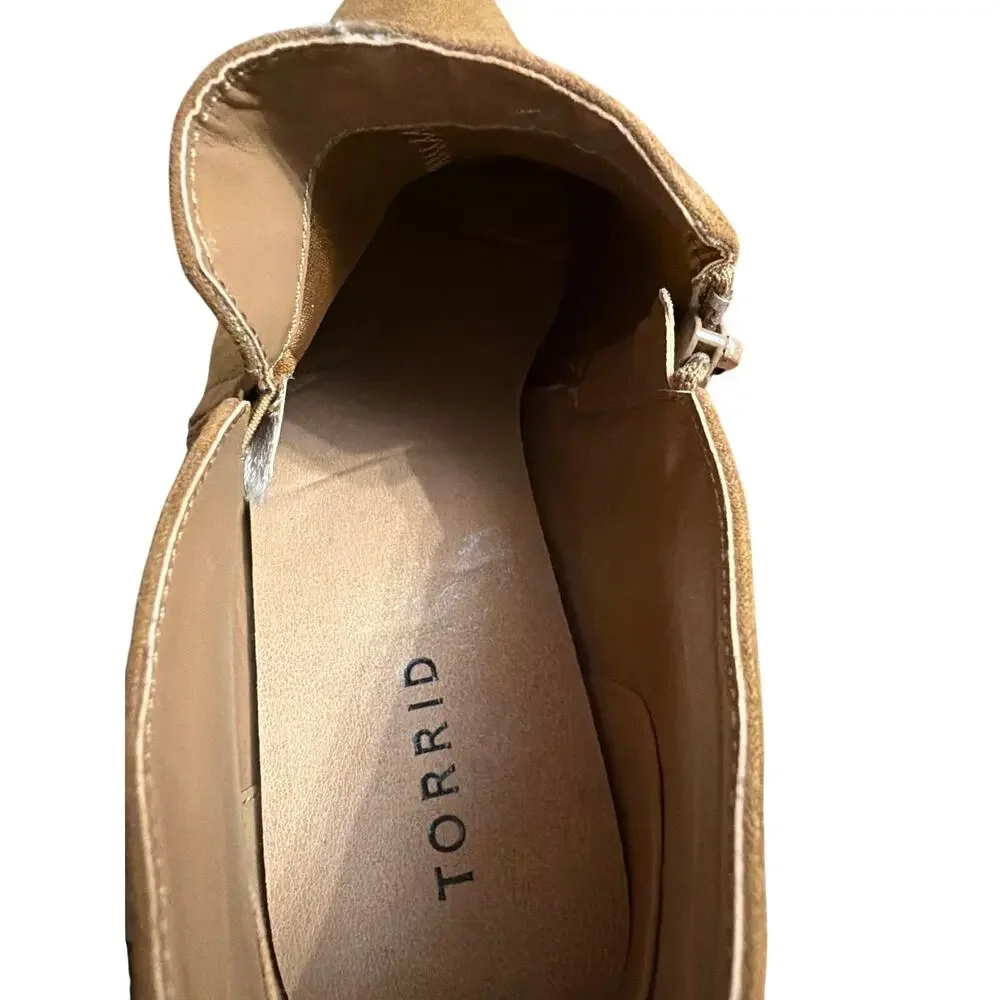 Torrid Women's Tan Beige V-Cut Ankle Bootie Side Zip Size 11 WW Wide Width